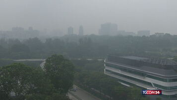 Singapore ricoperta da una cappa di smog