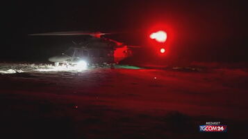 Anteprima: Speleologo intrappolato nella grotta in Sardegna: è corsa contro il tempo per salvarlo