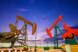 Anteprima: Perché il petrolio resta fermo a 100 dollari al barile?