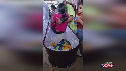 Anteprima: Guatemala, 15enne creduta morta si risveglia nella bara durante il funerale