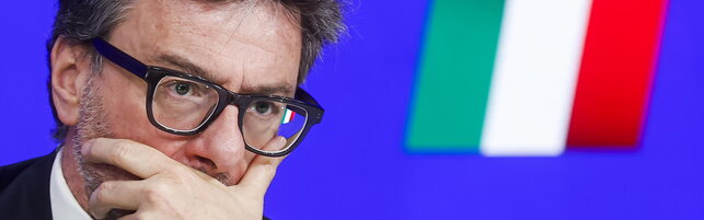 Manovra da 23,5 miliardi nel 2027, coperture anche dai tagli ai ministeri e dai giochi