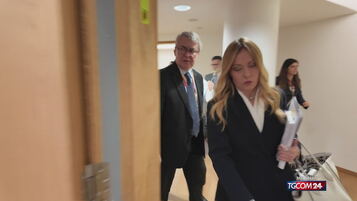 Manovra da 23,5 miliardi: 5 alle famiglie, contributo delle banche e tagli ai ministeri