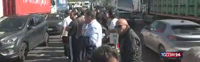 https://img-prod.tgcom24.mediaset.it/images/2026/10/19/111239743-910a90da-abee-470a-89d2-ee2abf78f62a.jpg