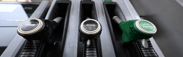 Eni: tetto al prezzo di benzina e diesel proseguirà fino a fine anno