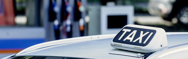 L’onda lunga del caro-carburanti, dopo lo stop degli autotrasportatori tocca ai tassisti