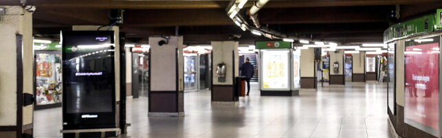 Milano, studentessa universitaria denuncia violenza sessuale nel bagno della metro